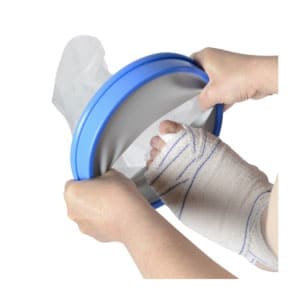 utiliser une housse de protection pour ne pas mouiller le pansement